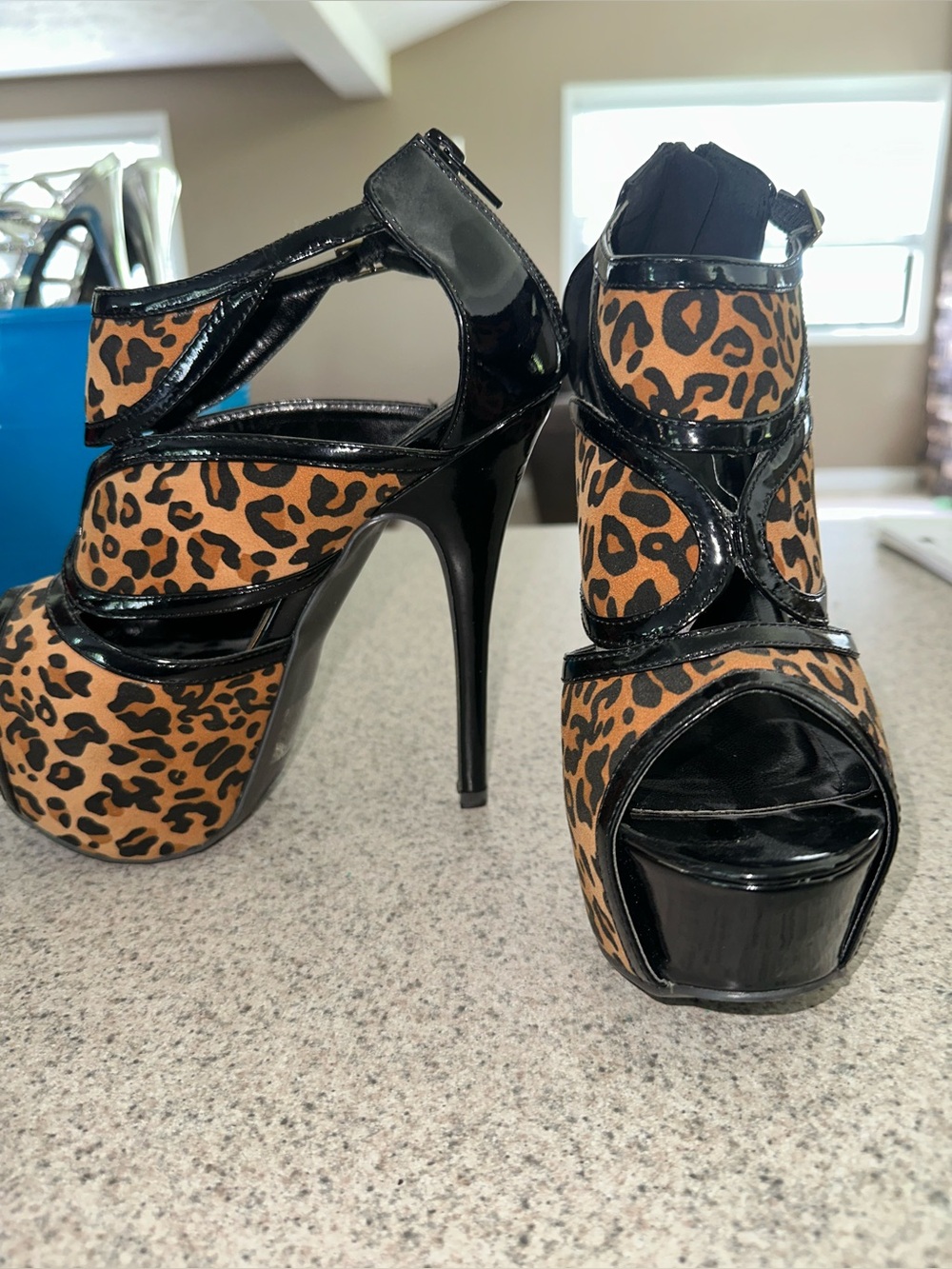 Liliana Women's Leopard Print Platform High Heels - Black Trim size 8